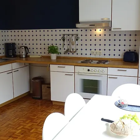 Haus Moinsen Whg 1 *